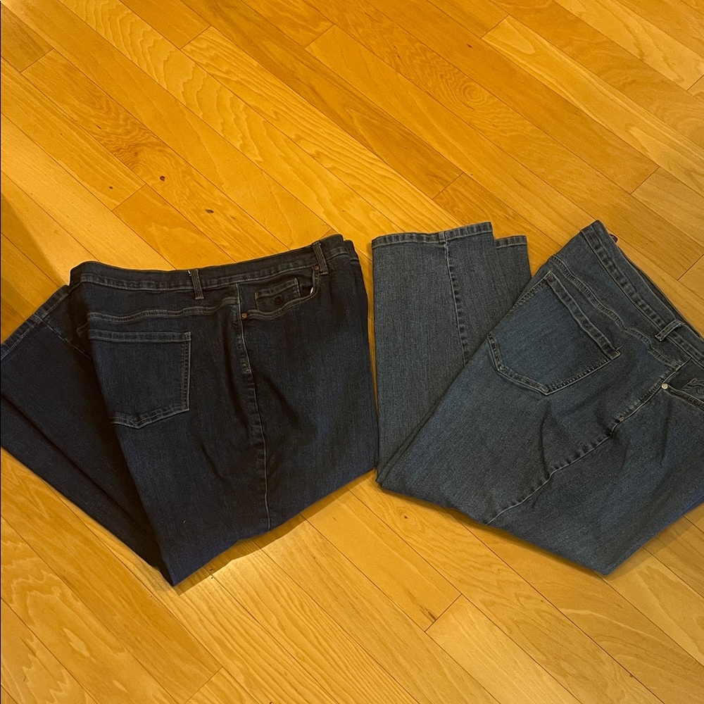 Lot of 2 Gloria Vanderbilt Amanda Jeans. Size 22W Short.